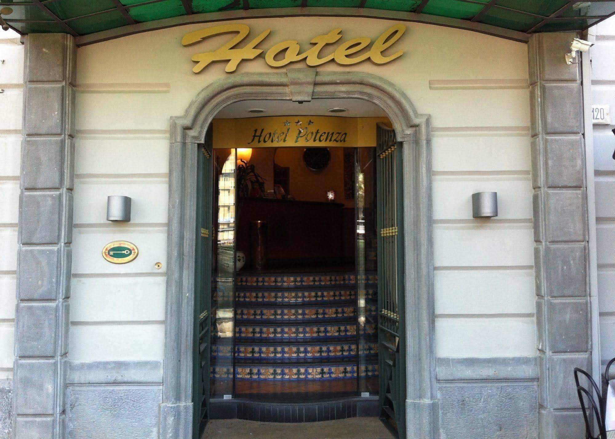 Hotel Potenza Nápoles Exterior foto